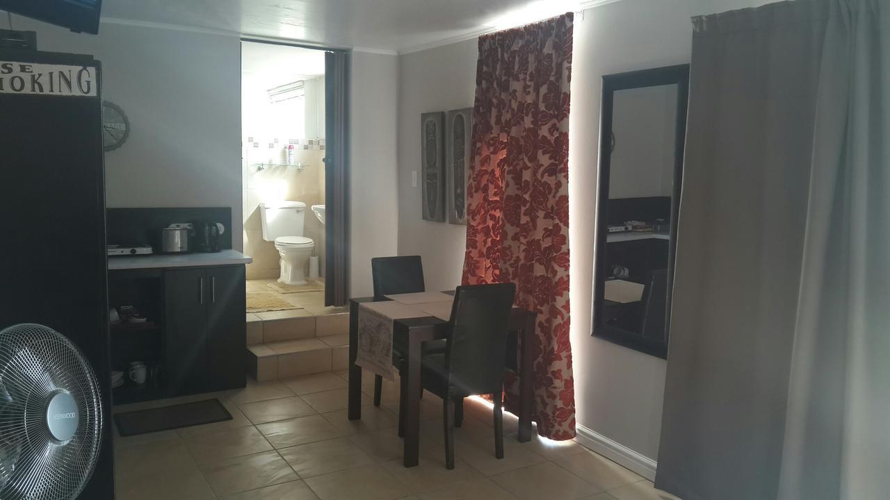 Beachway Guesthouse Port Elizabeth Kültér fotó