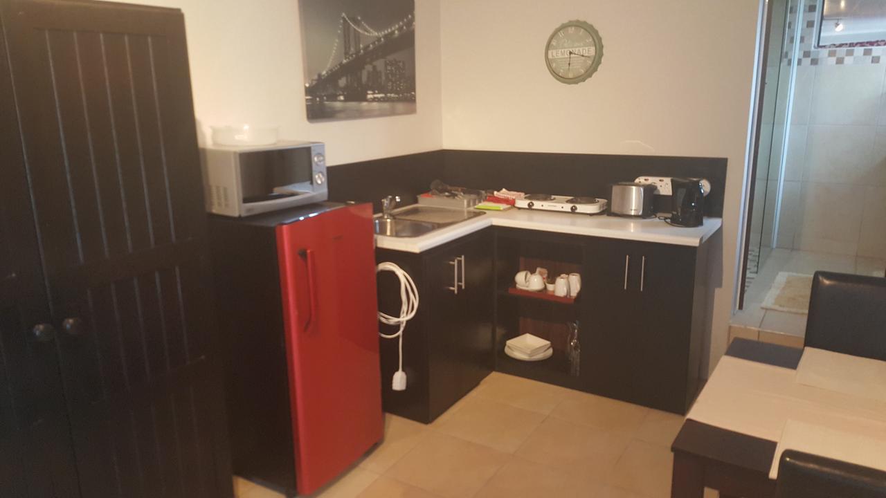 Beachway Guesthouse Port Elizabeth Kültér fotó